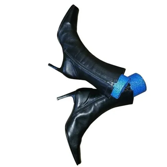 Elegant Black Ankle Boots - Picture 5 of 13